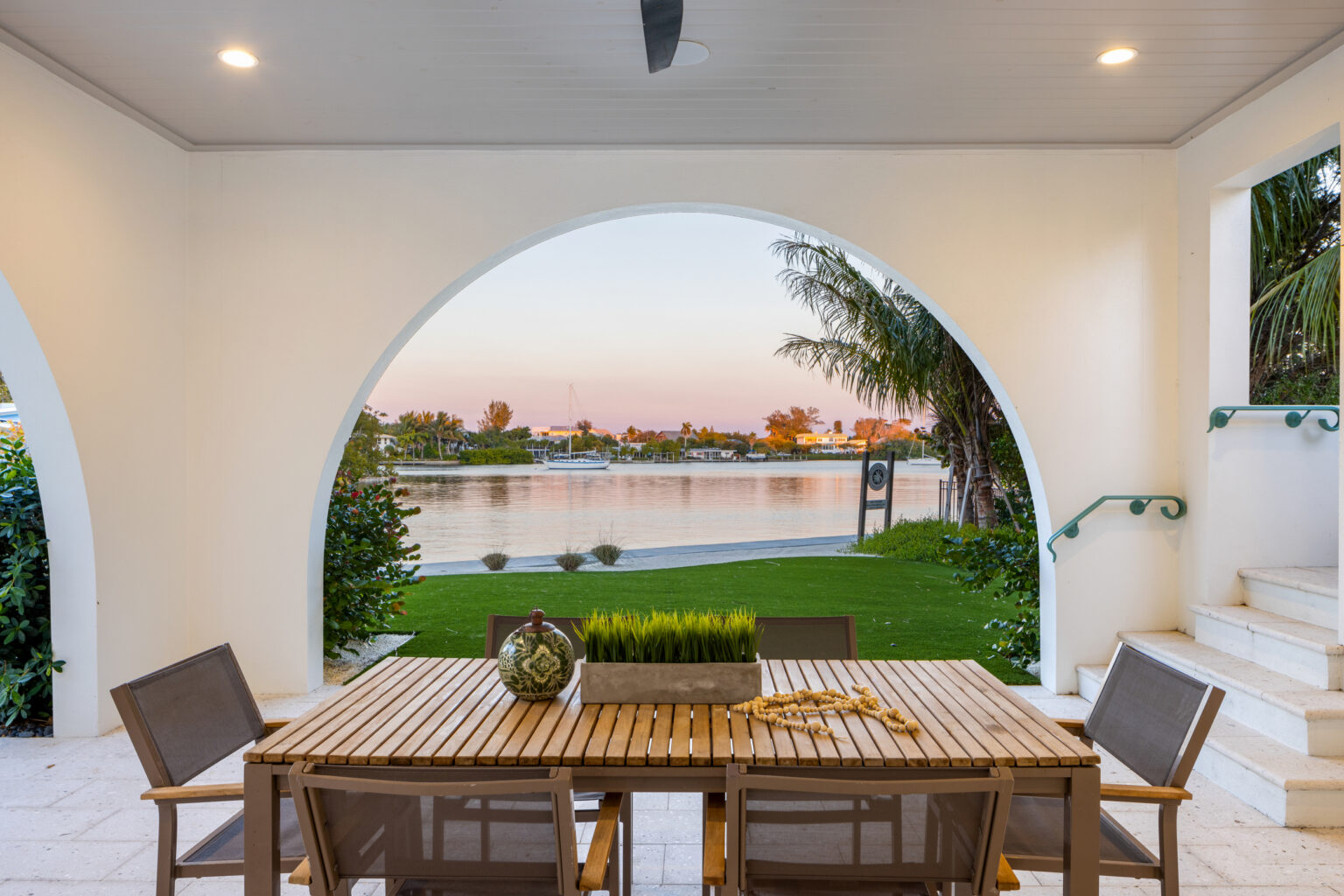 Bimini Bay House, built by Ross Built