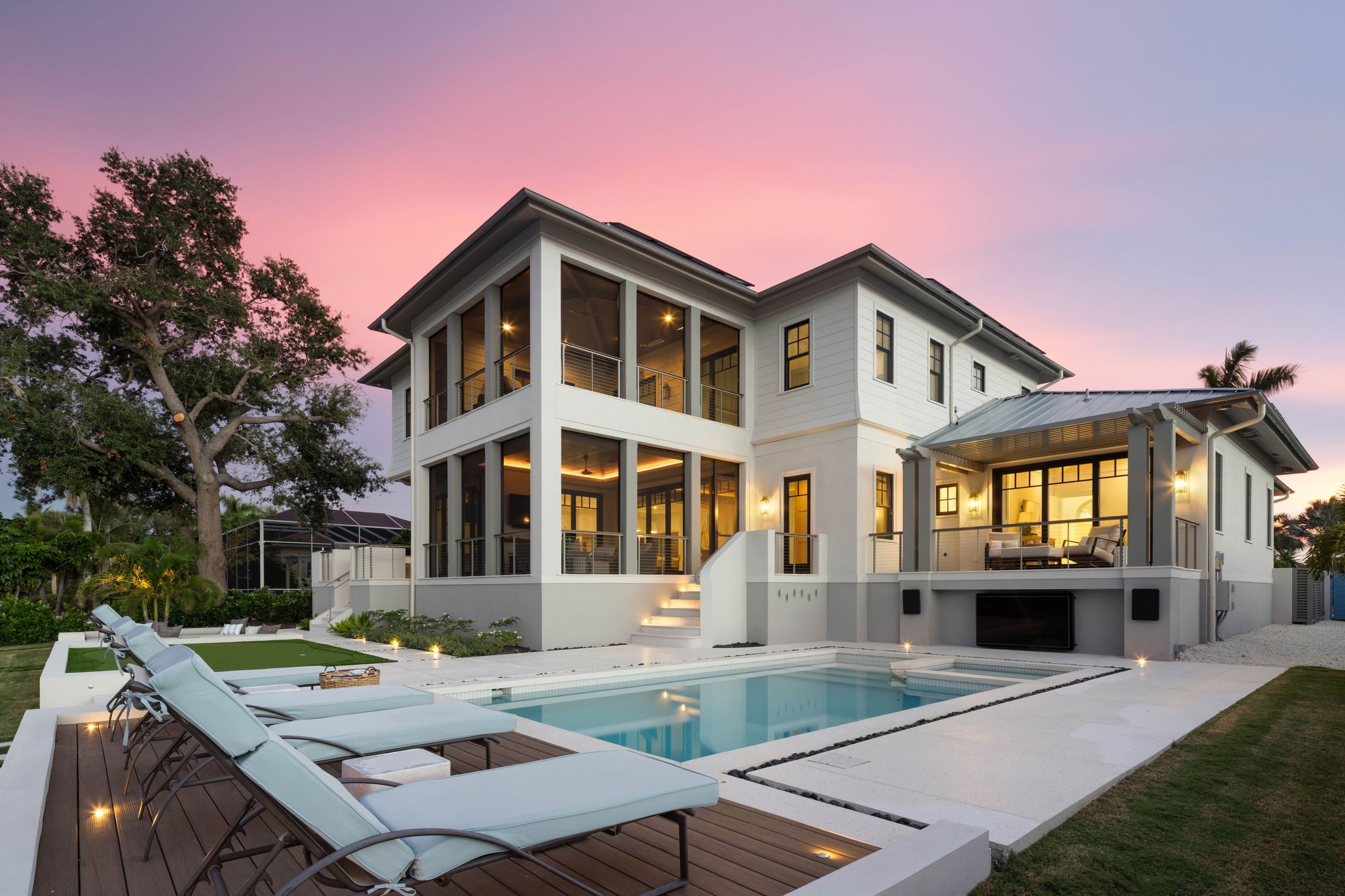 Bird Key Coastal, a custom home on Bird Key in Sarasota designed by TROP Architecture and built by Ross Built